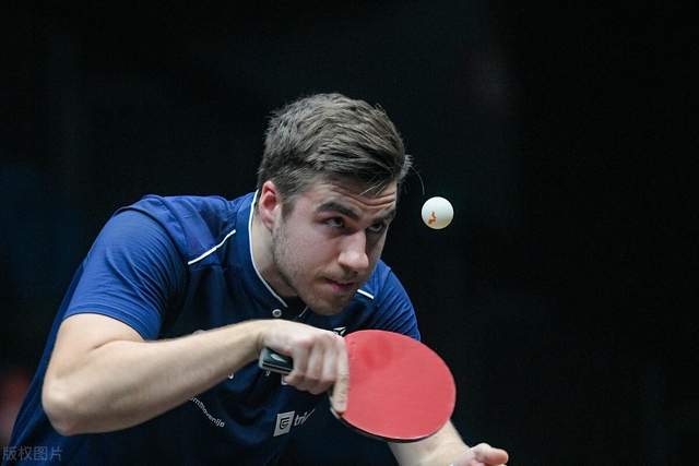 扭转比赛的 扭转比赛的